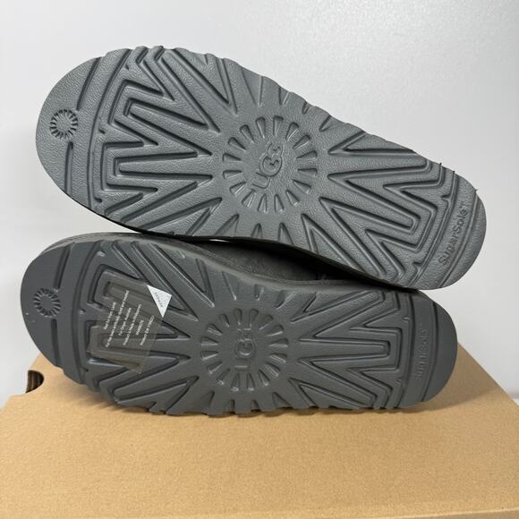 NIB • UGG Women's Classic Mini II Size: 7 - Picture 5 of 6